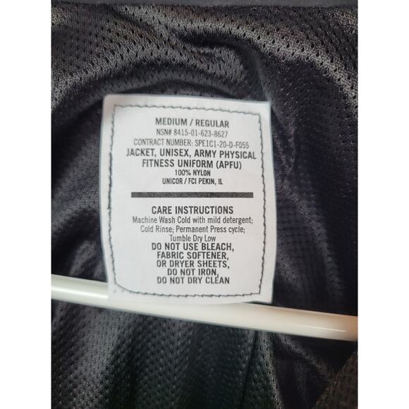 US Army Unisex PT Windbreaker Sz M Official Uniform Black Yellow Full Zip Jacket - Picture 4 of 9